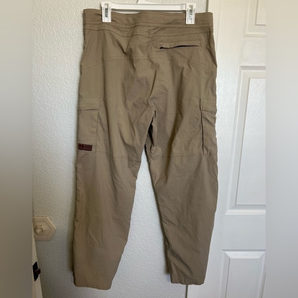 Prana Tan Cargo Pants with Snap Roll up Feature - Picture 4 of 14